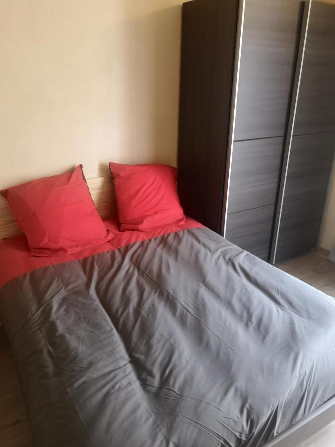 Bed and Breakfast Au Balaway Louey Esterno foto