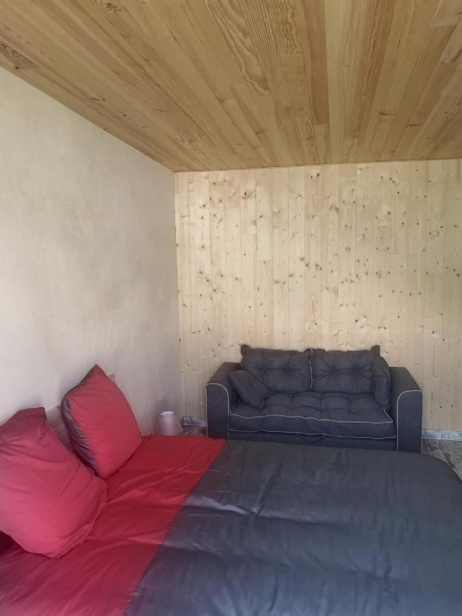 Bed and Breakfast Au Balaway Louey Esterno foto