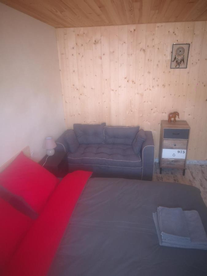 Bed and Breakfast Au Balaway Louey Esterno foto